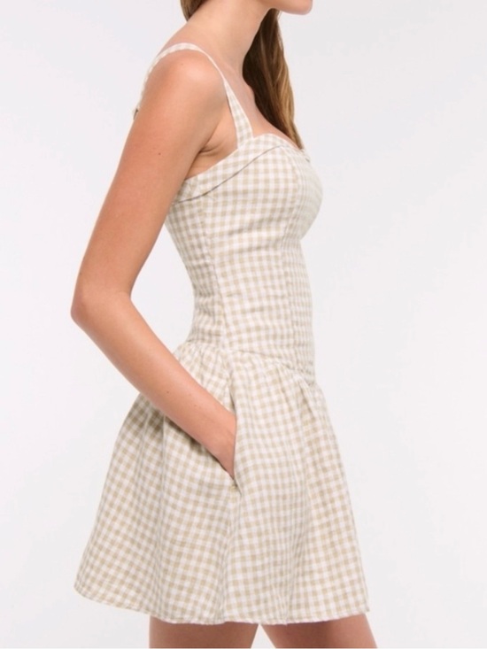 Abercrombie & Fitch Dresses & Skirts - Abercrombie & Fitch Gingham Romper